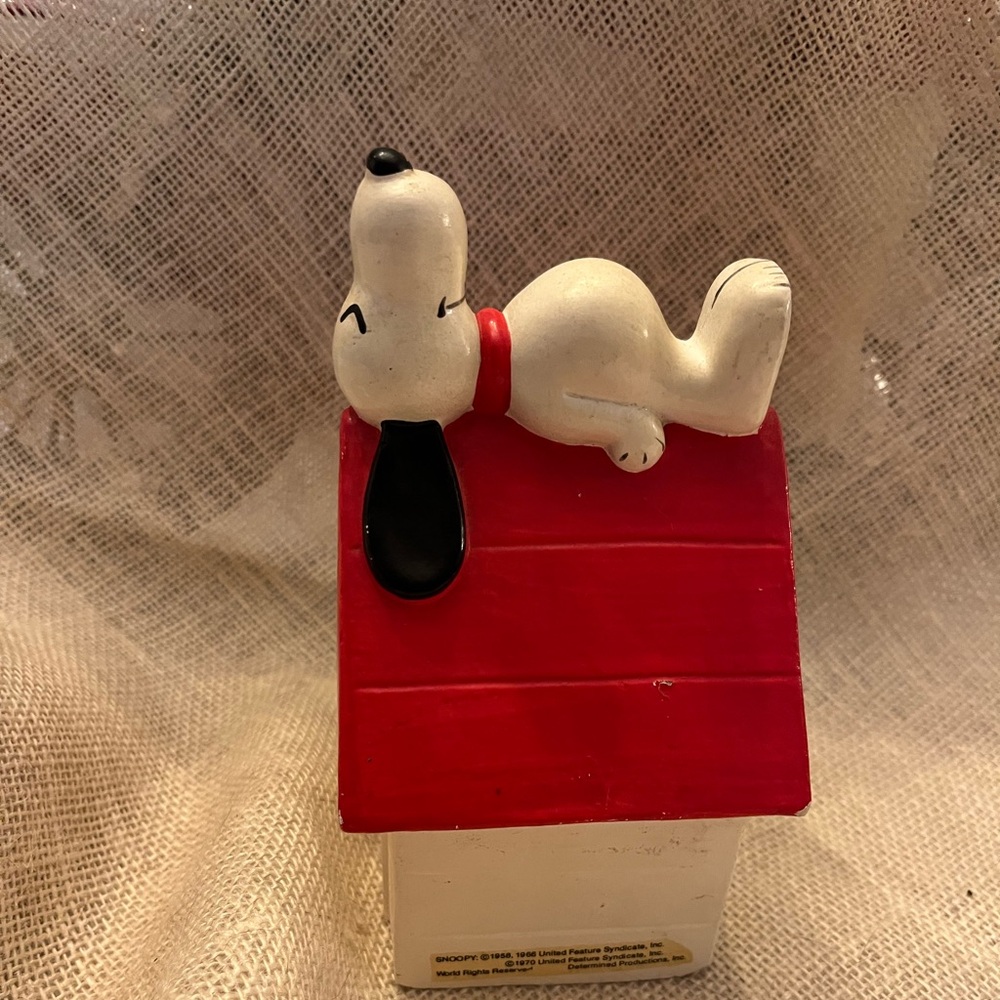 Vintage 1970’s Snoopy Doghouse Piggybank.